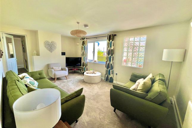 Gorse Cottage,, Penally, Tenby photo 2