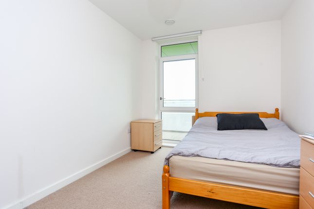 Flat for sale in Falcondale Court, Park Royal, Ealing