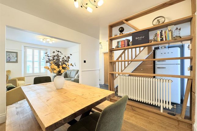 8 Broad Street, Newquay photo 3