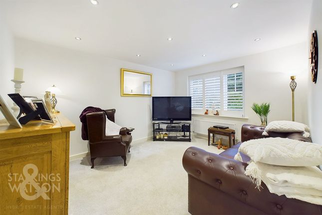 29 Chamberlain Rise, Wymondham photo 4
