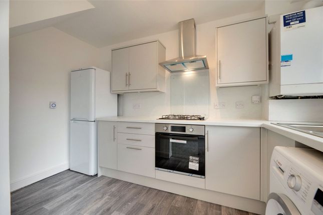 12 Heathwood Avenue, Newcastle Upon Tyne photo 3