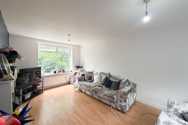 71, Sandyhill Road, Manchester photo 3