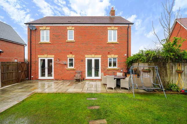 Detached house for sale in Badgers Drive, Wantage, Oxfordshire