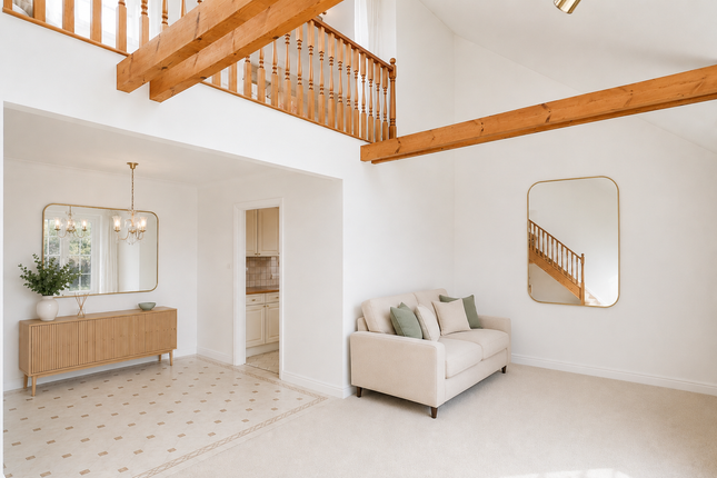Westgate Court, Croft Road, Thame photo 3