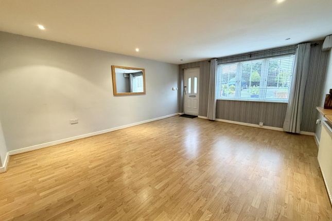 6 Chapel Court, Great North Road, Leeds photo 2