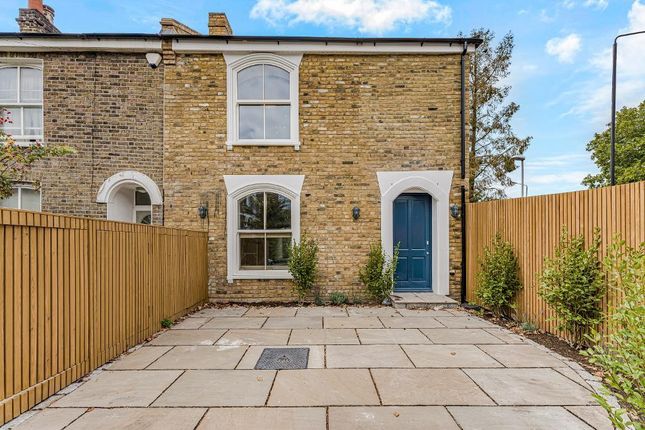 21, South Black Lion Lane, London photo 4