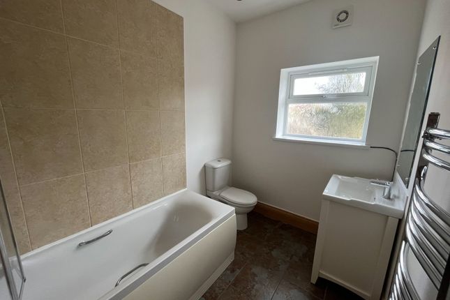 8a, Pleasley Road, Sutton-in-ashfield photo 3