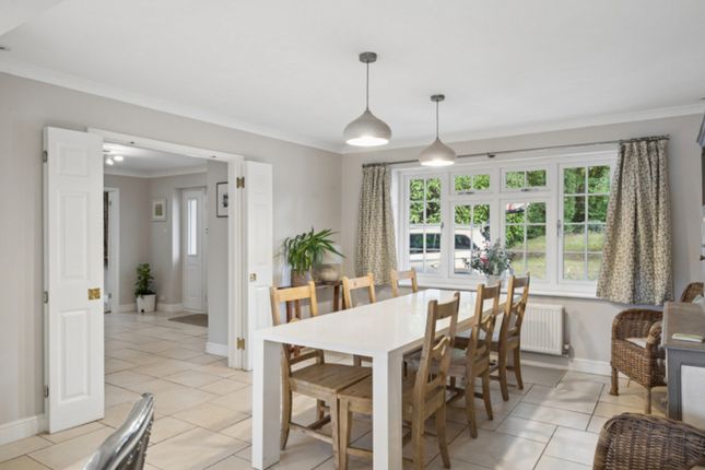242, Amersham Road, Hazlemere photo 2