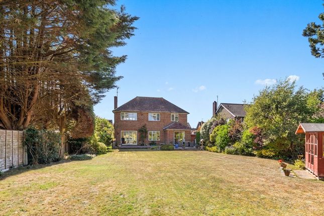 59 Golden Avenue, Littlehampton photo 2