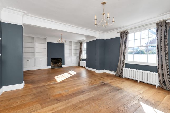 27 High Street, Royston photo 3