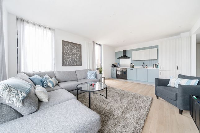 Flat for sale in Brent Way, London