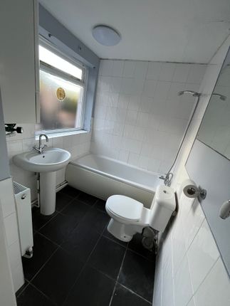 16, St. Michaels Road, Louth photo 5