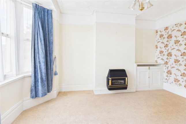 79, High Street, Swindon photo 4