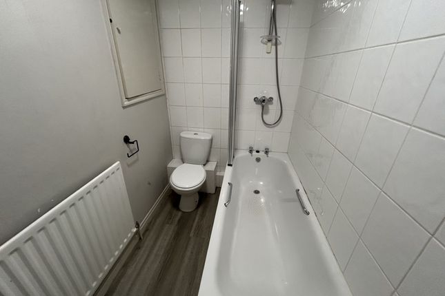 2 Moffett Villas Imeary Street, South Shields photo 4