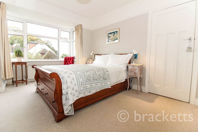1 Ravenswood Avenue, Tunbridge Wells photo 3