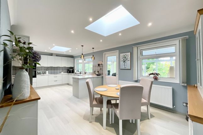 3 St. Johns Close, Stafford photo 2