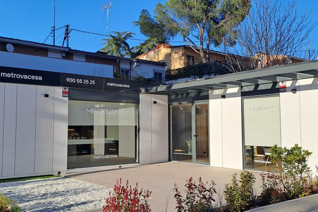 Studio for sale in Mesena, Madrid, Es