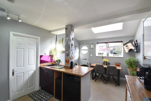Southleigh, South Lane, Maidstone photo 4