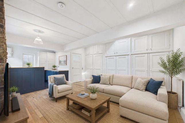 The Studio, 8, Keldgate, Beverley photo 4