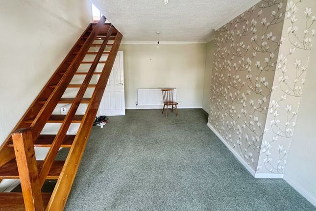 18, Lea Mount Drive, Bury photo 3