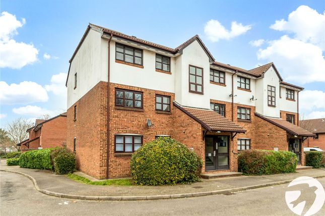 Flat for sale in Unicorn Walk, Greenhithe, Kent