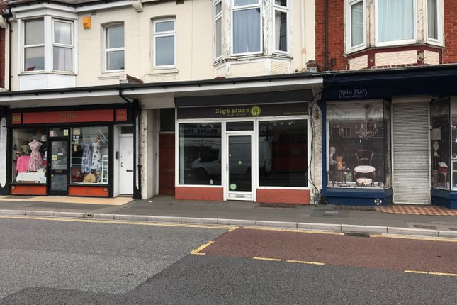 Retail premises to let in 872 Christchurch Road, Boscombe, Bournemouth