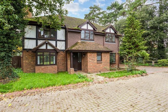 Thumbnail Detached house to rent in Chadworth Way, Esher