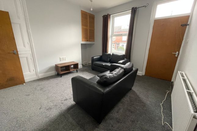 Grimthorpe Terrace, Leeds photo 2