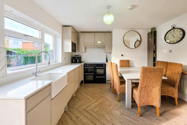 2, Matlock Road, Canvey Island photo 2