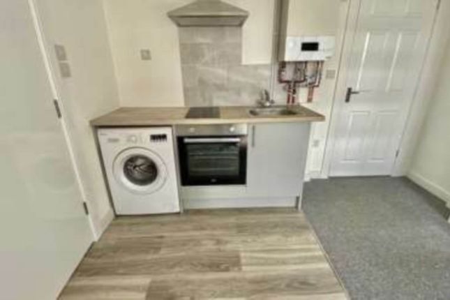 1a, West Street, Rushden photo 3