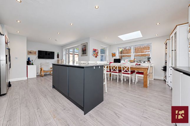Hancombe Road, Sandhurst photo 2
