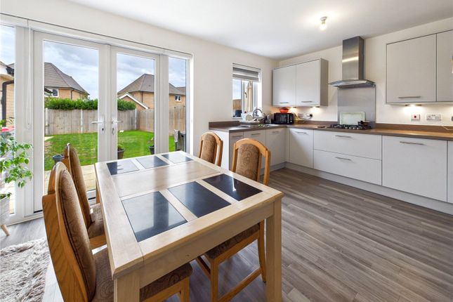 9, Butcher Way, Witham photo 2