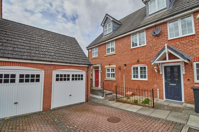 Thumbnail Town house for sale in Fosse Close, Burbage, Hinckley
