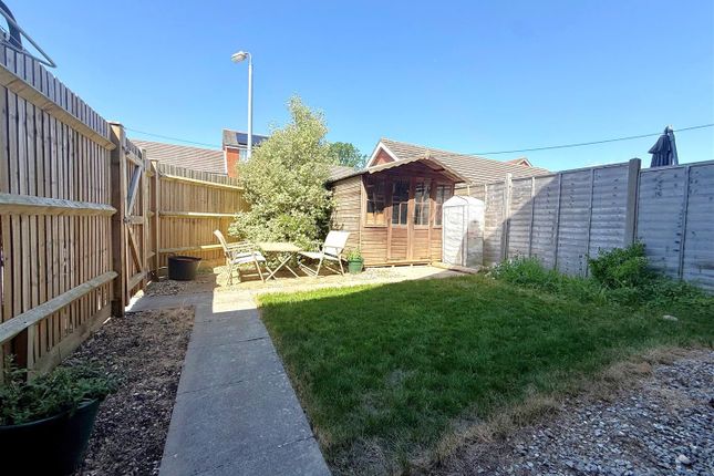 87, Thyme Avenue, Fareham photo 2