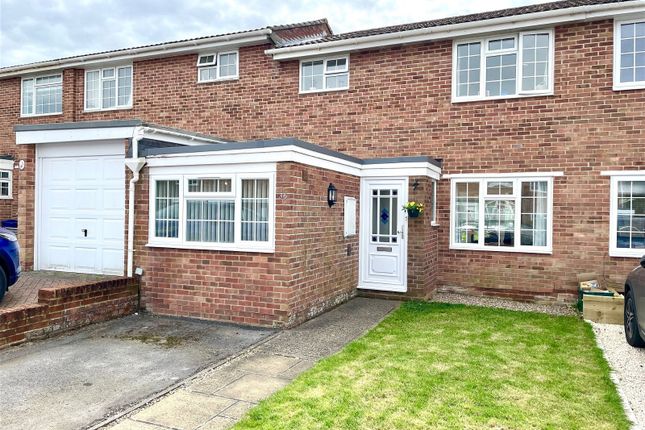 Thumbnail Terraced house for sale in Dunn Crescent, Kintbury, Hungerford