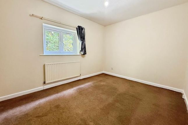 35, Lawrence Weston Road, Bristol photo 4