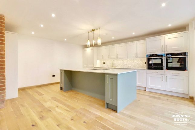 2 Brick Barns, Tixall Road, Stafford photo 3