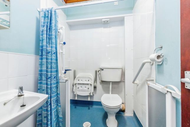 Flat for sale in Poplar Place, Weston-Super-Mare, Somerset