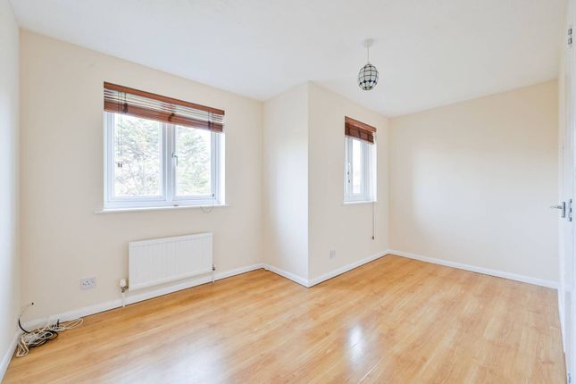 Terraced house to rent in Crosslet Vale, Greenwich, London