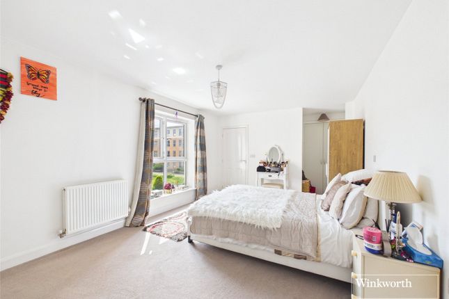 Flat 5 Evesham House,, Battle Square, Berkshire photo 4