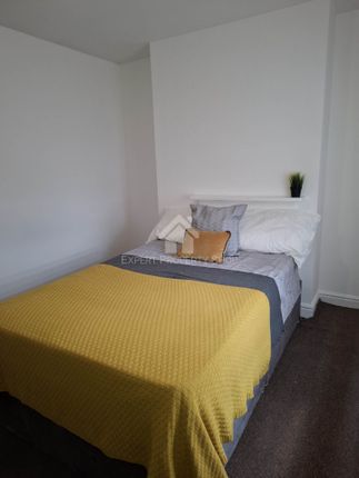 Room 4 88 Carlton Road, Worksop photo 4
