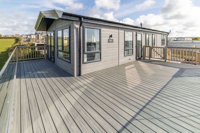 52, Green Meadow Premier Leisure Park, Oxwich photo 3