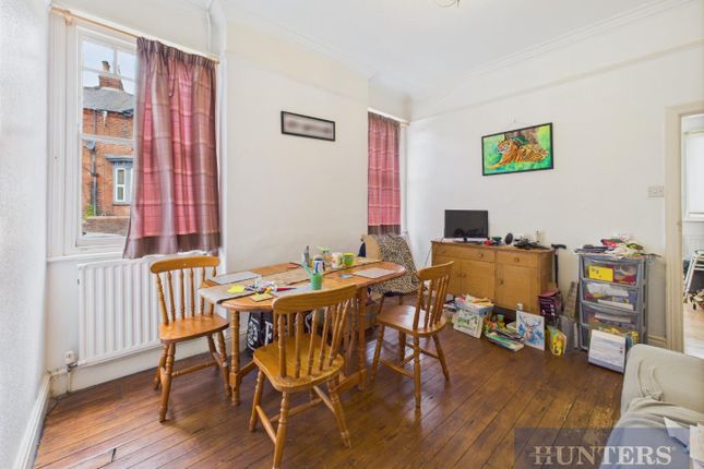21, Asquith Avenue, Scarborough photo 4