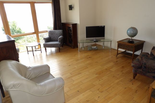 5, Gerhallow, Dunoon photo 4
