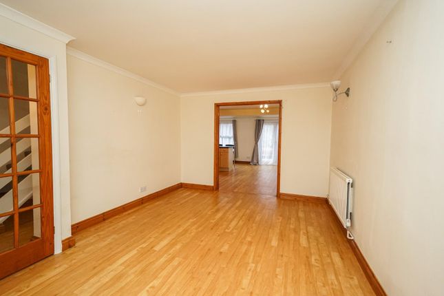 54, Derwent Road, Leighton Buzzard photo 2
