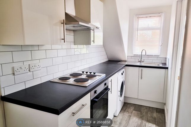 Large Kitchen With Appliances