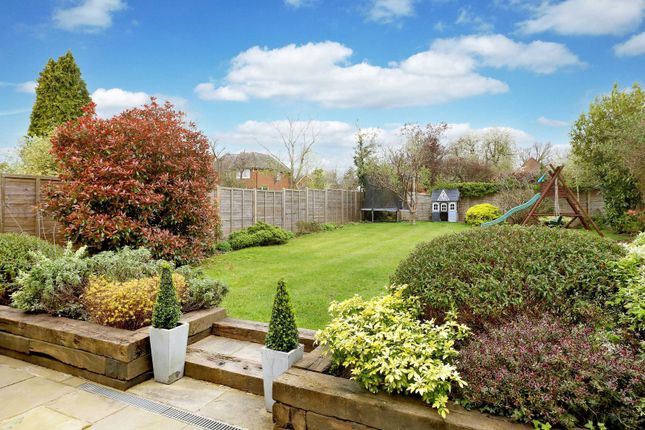 Country house for sale in Manor Crescent, Seer Green, Beaconsfield, Buckinghamshire