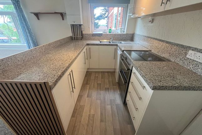 11, Sunnyhill House East, Shirehampton photo 5