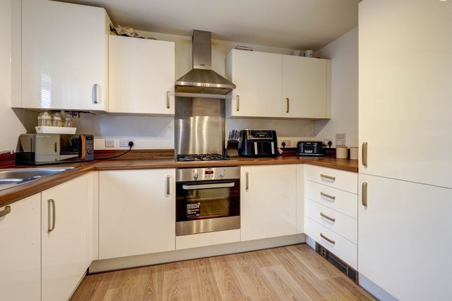 42, Fortuna Road, Blandford Forum photo 4