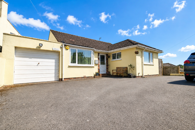 2-bed house on 74, Higher Cadewell Lane, Torquay, £415,000